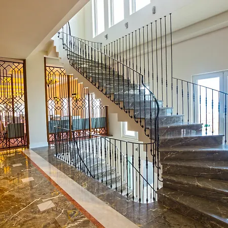 Hotel Mell 3*